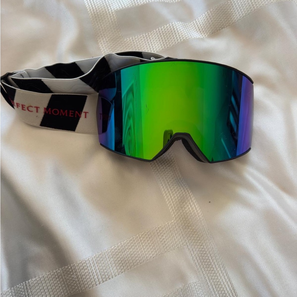 Perfect Moment Goggles with Green and Blue Lens